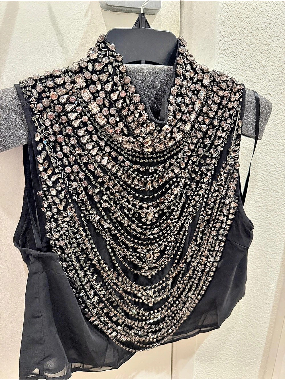 L'AGENCE Yun Draped Crystal Tank Black & Pink Small - Picture 3 of 4